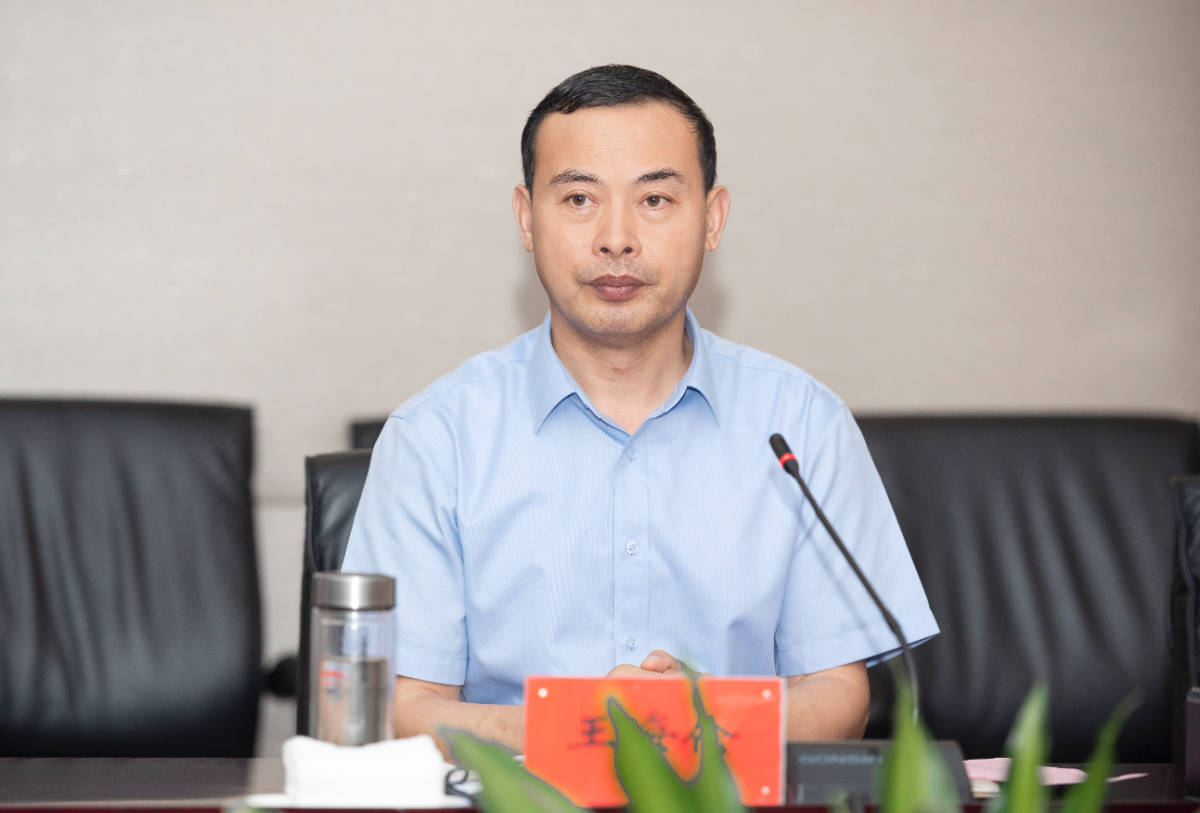 本次战略合作签约仪式由民丰农商银行党委副书记,行长王海伦主持,市