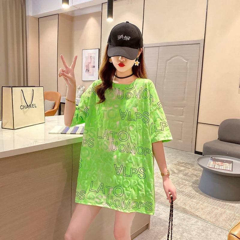 校园|开学季T恤穿搭，打造学姐酷拽范，展现青春活力的校园风格