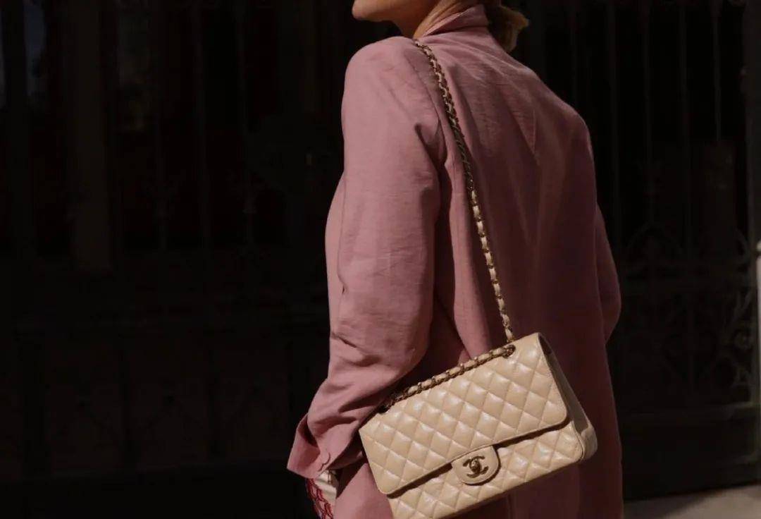 包粉晒包 不止经典款 包粉们的chanel包包都好精彩 粉紫色