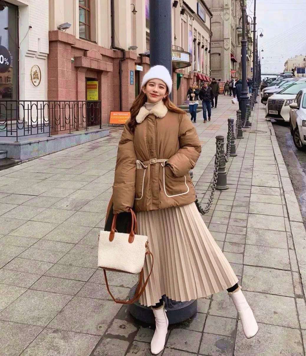 保暖性|冷夏穿“胖”棉服，搭配裙子穿身上，3种风格6款搭配任选的时髦