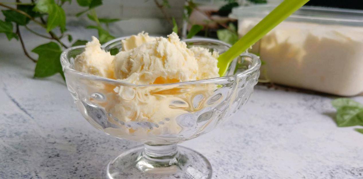 在家怎么做冰激凌用纯牛奶 5fcd342734ad427281ec22e951963e0d.jpeg