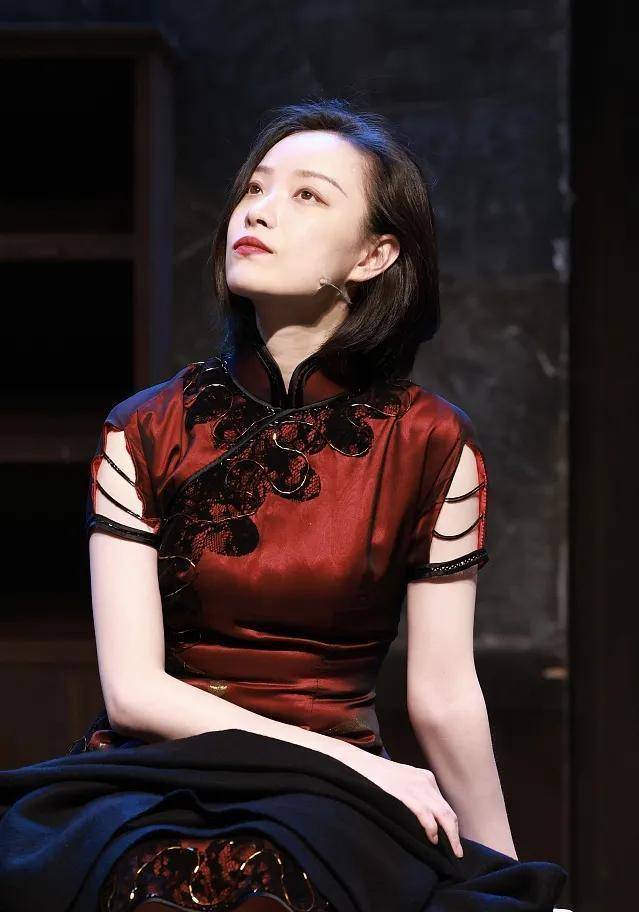 宋轶|天生为旗袍而生的6位女星,性感迷人,倪妮宋轶上榜,有你女神吗