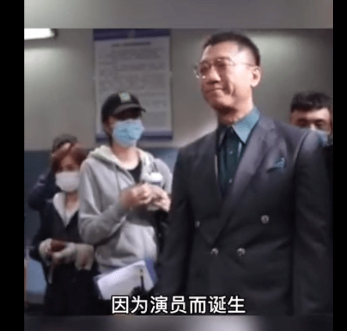 采访孙红雷扫黑风暴 78cd029443e54b8d926fb27d46f95ae4.png