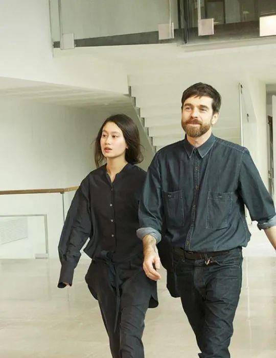 美人|美过Jennie，就这一张伪素颜、大方脸竟是“法国偷心贼”？