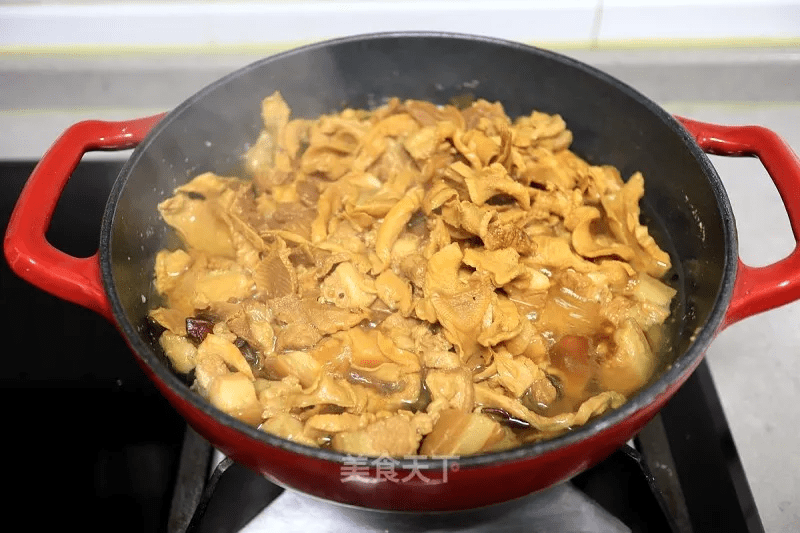 微火|五花肉炖干笋尖:浓香入味,简直不要太好吃!
