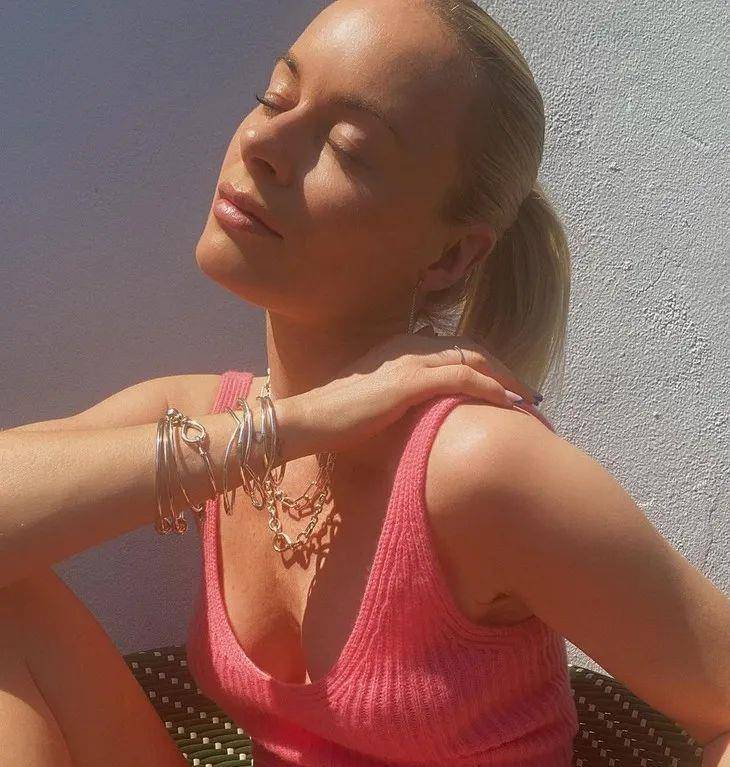 什么|下周穿什么｜刘雯的背心，我穿也能这么好看？