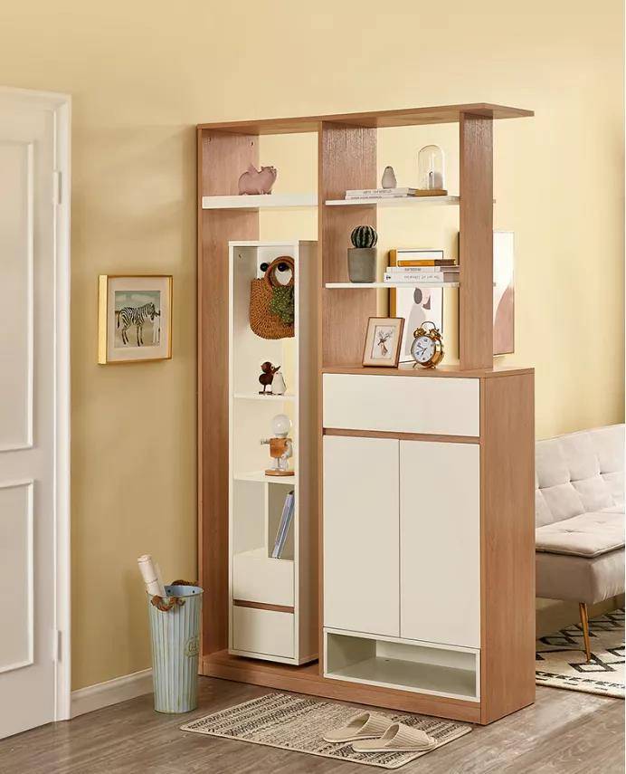 精心设计的玄关隔断不仅能提高空间的实用性和隐私性