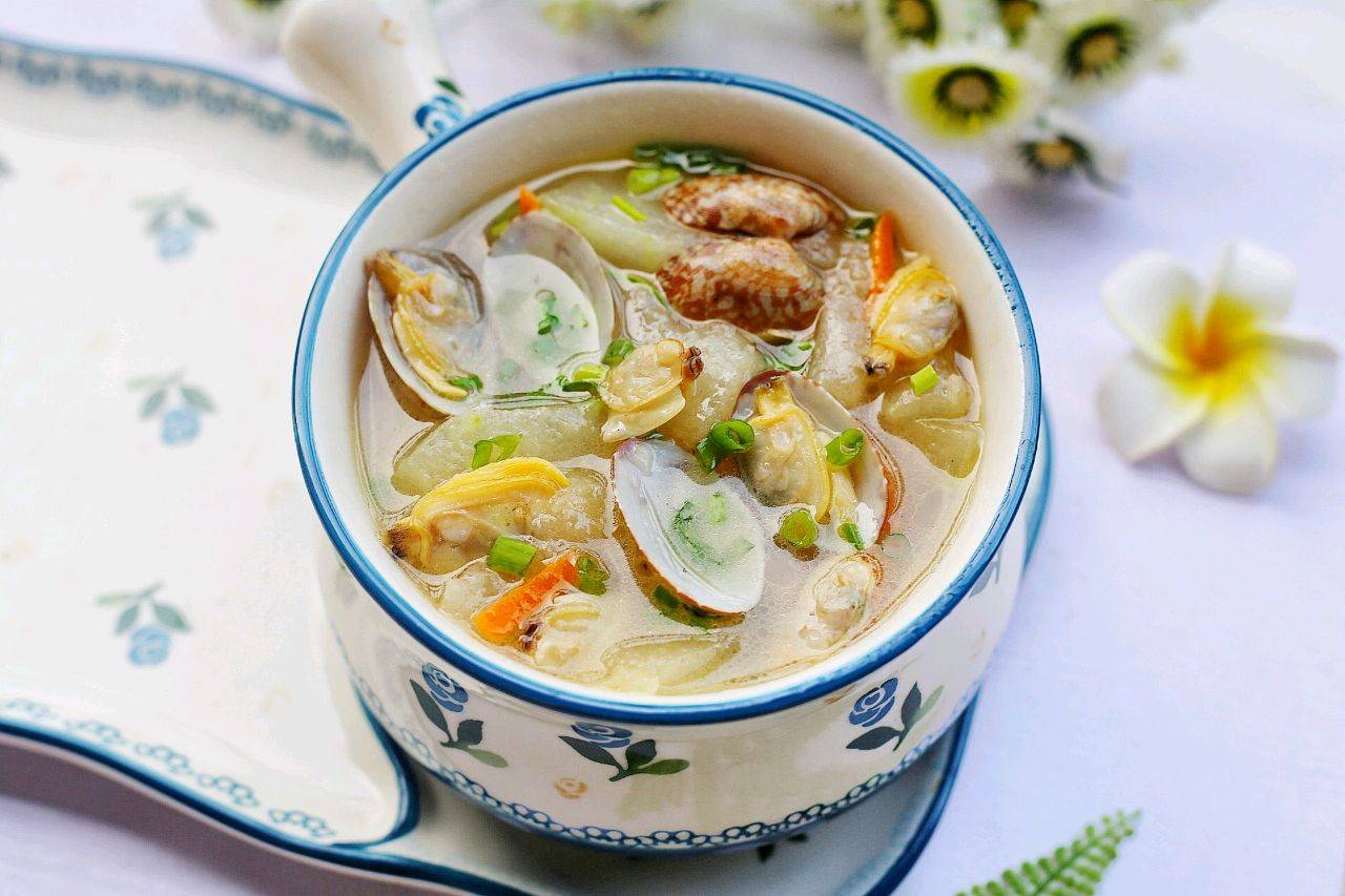 鲜美的冬瓜花蛤汤 做法一点也不难 10分钟就做好 家人都爱喝 泥沙