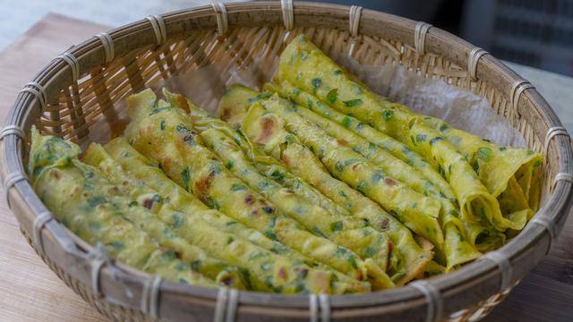 葱花|懒人饼做法,做一次能吃一个星期,早餐再也不愁了,上班簇的福音