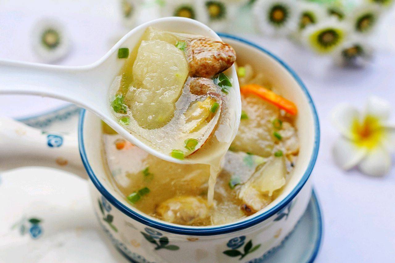 萝卜冬瓜炖鸡汤的做法大全家常做法;萝卜冬瓜炖鸡汤的做法大全家常