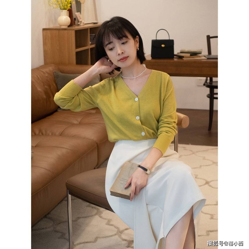 设计|早秋,会穿“A字裙”的女人更自信,照着穿充满女人味赚足回头率