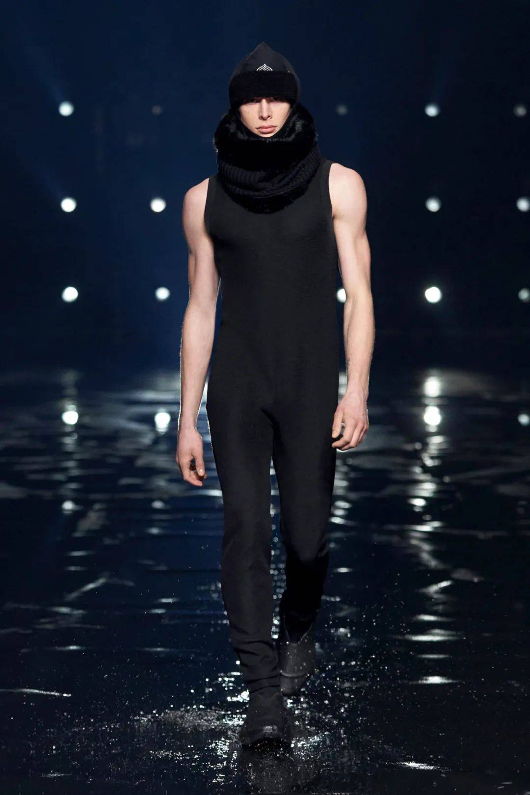 黑色|纯黑世界：Givenchy2021秋冬