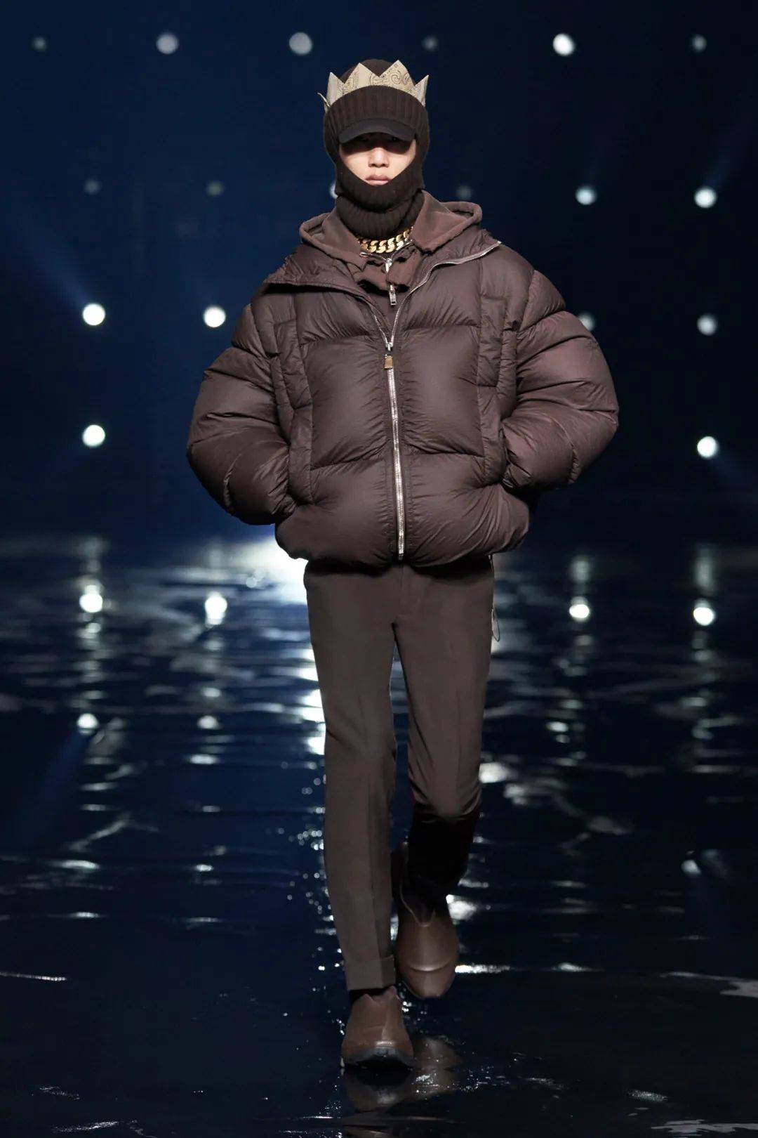 黑色|纯黑世界：Givenchy2021秋冬