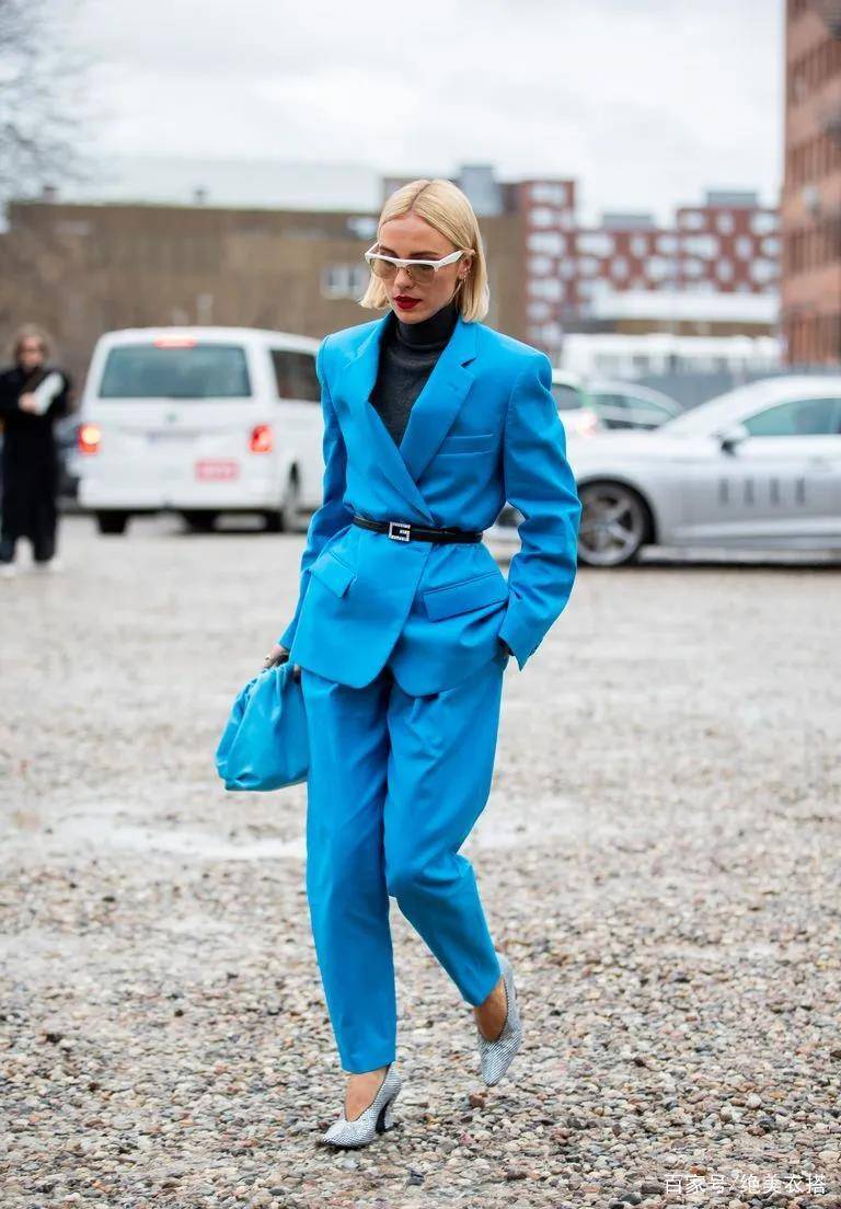 2021秋冬流行色大赏2个心得5个鲜艳色解析穿衣小白速成高手