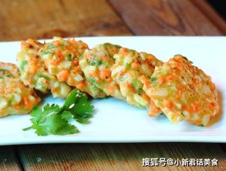 煎饼|早餐鸡蛋饼新做法，料足营养成本低，8分钟上桌，孩子连着吃了3个