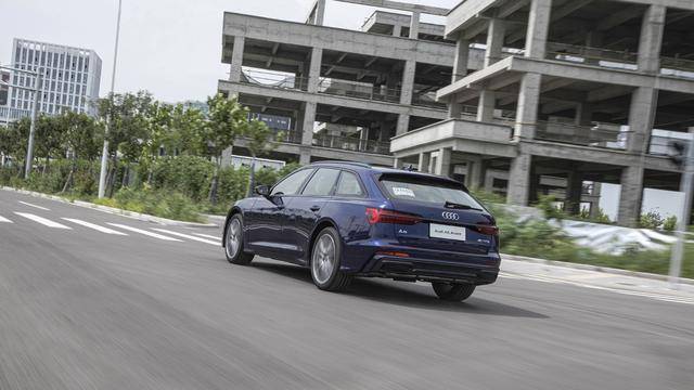 旅行车是什么意思 806253b4d578466ba1c871355dabcb1d.jpeg