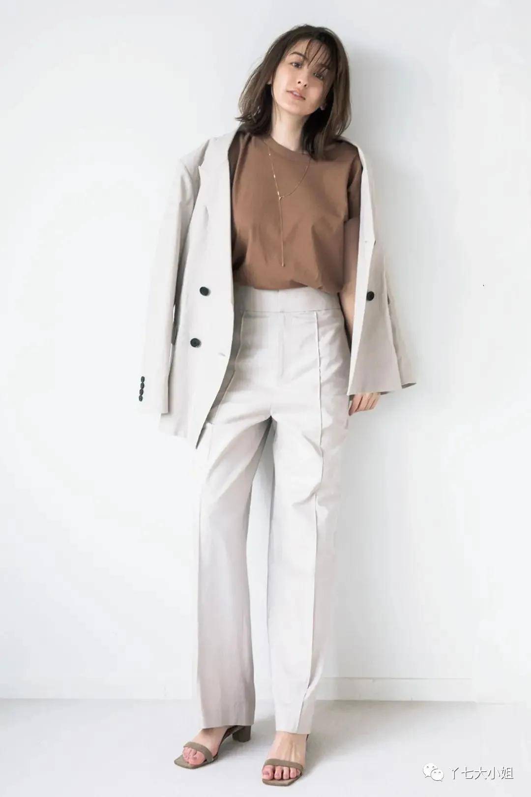 中性|入职季，我们需要准备哪些服装单品？