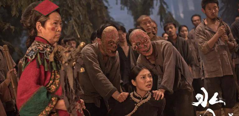 电影|上映2天票房第一，离开陈思诚后，不靠性感成名的她，终成大女主