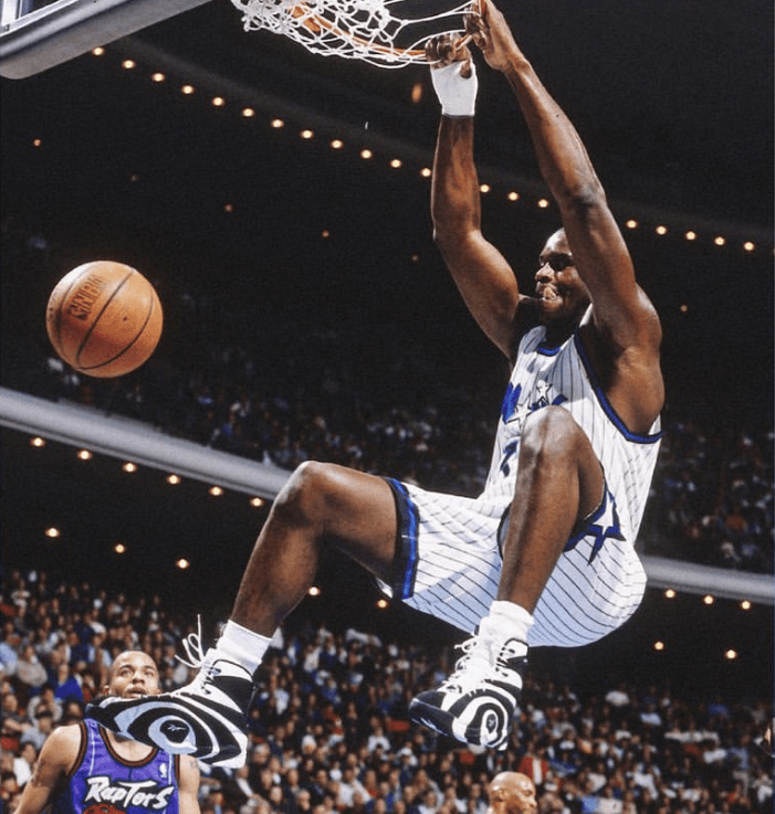 值得敬佩!因陌生女士吐槽鞋子太贵,奥尼尔放弃千万合约自创品牌