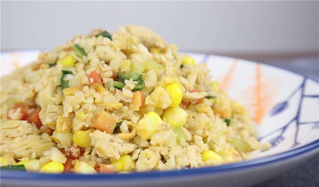 1粒米都不用的炒饭 营养均衡 不怕饿 8分钟就做好的减肥法宝 花椰菜