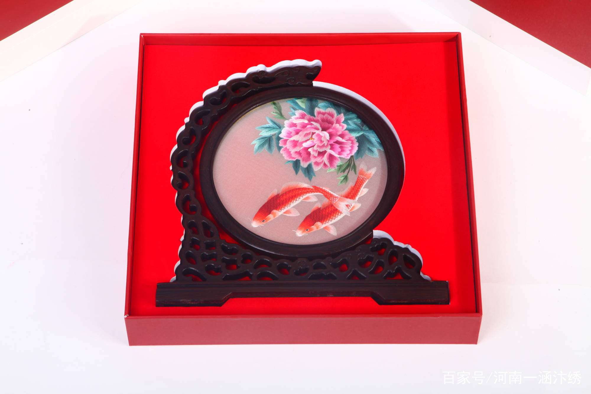 中秋节除了送月饼,这款开封汴绣文化礼品送客户更有价值!