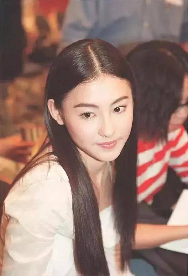 调整|别盯着纯欲风了！她快40岁已三次变脸美艳女，这美商进来学！