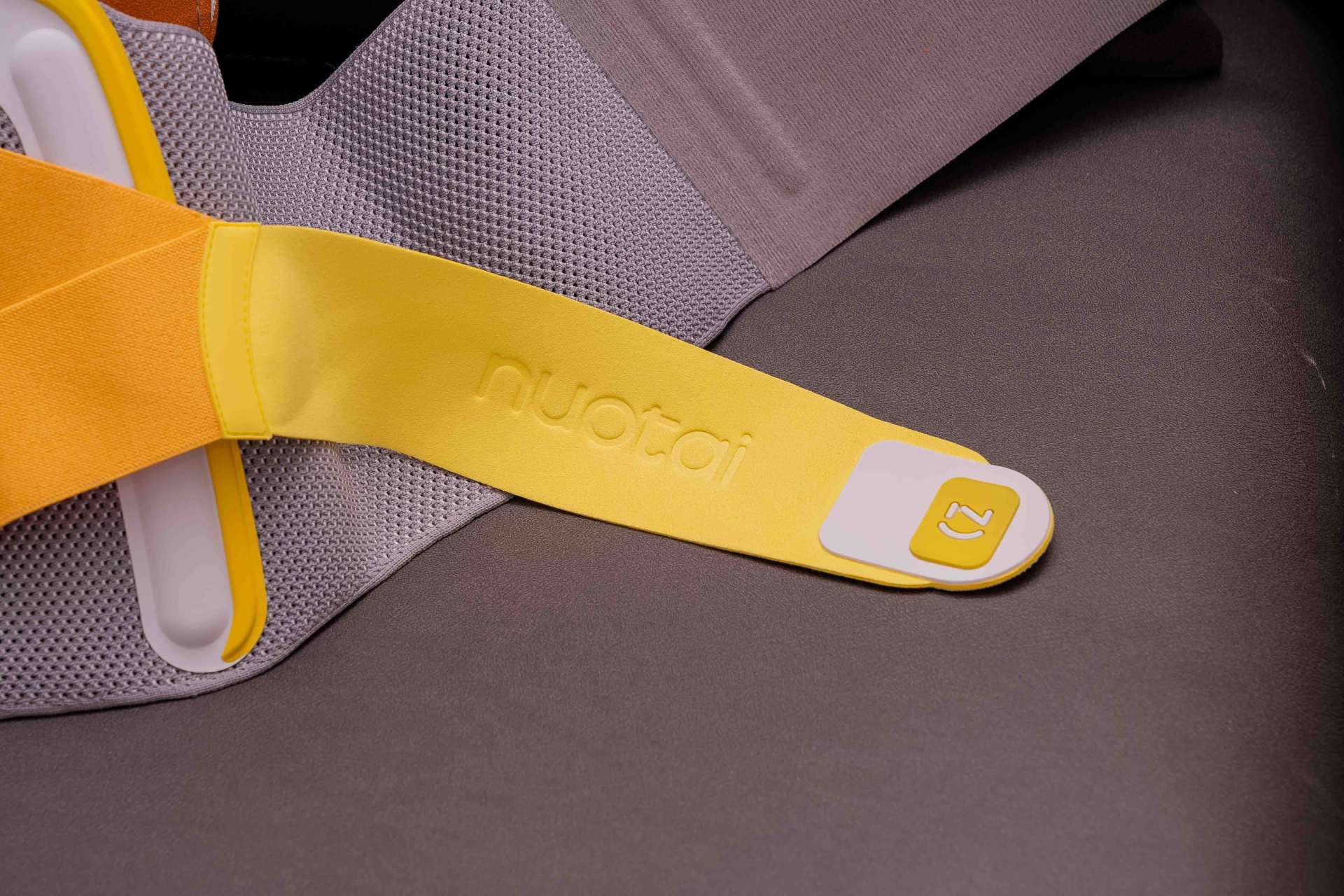 原创腰椎犯病受不了我入手了诺泰医用护腰带