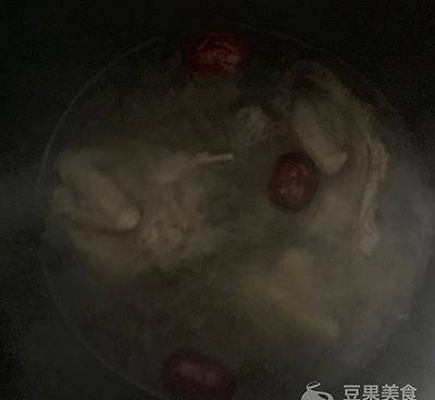 鸽子|#母亲节，给妈妈做道菜#电饭煲版鸽子山药汤