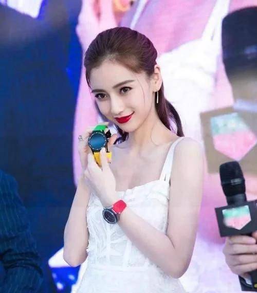 眼睛|女生脸上有这5个“特征”，属于天生的“美人胚子”，越看越惊艳