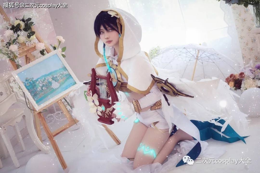 原神|《原神》风神巴巴托斯cos，灵动传神，布景与人物搭配太唯美