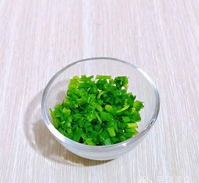 温度|#做道懒人菜,轻松享假期#蒜香全麦吐司条