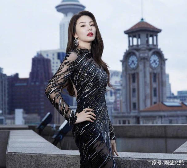 漂亮|张雨绮不愧是“时尚精”，穿粉色衬衫少女感超强，哪里像34岁的人