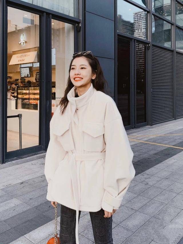 黑色|10度到18度穿什么衣服？几组好看的搭配，你也可以来试试