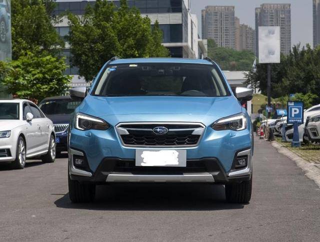 开过斯巴鲁xv 又换马自达cx5 车主 八个字 空间