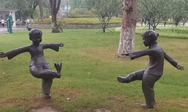 家长|幼儿园教师的工资，是一种无法言说的“痛”