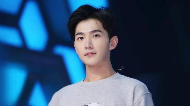 演技|《沉香如屑》还未播，杨紫又被爆出演《长相思》，暂定男主是惊喜！