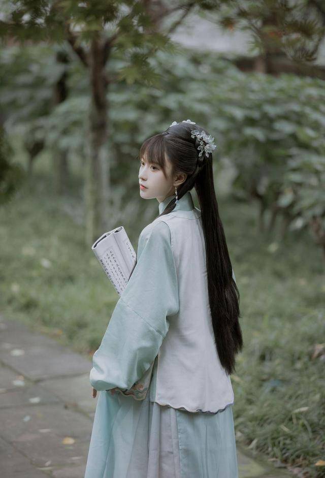 新手|被“汉服”美到了，温柔又高级，出游、约会、拍照都适合穿