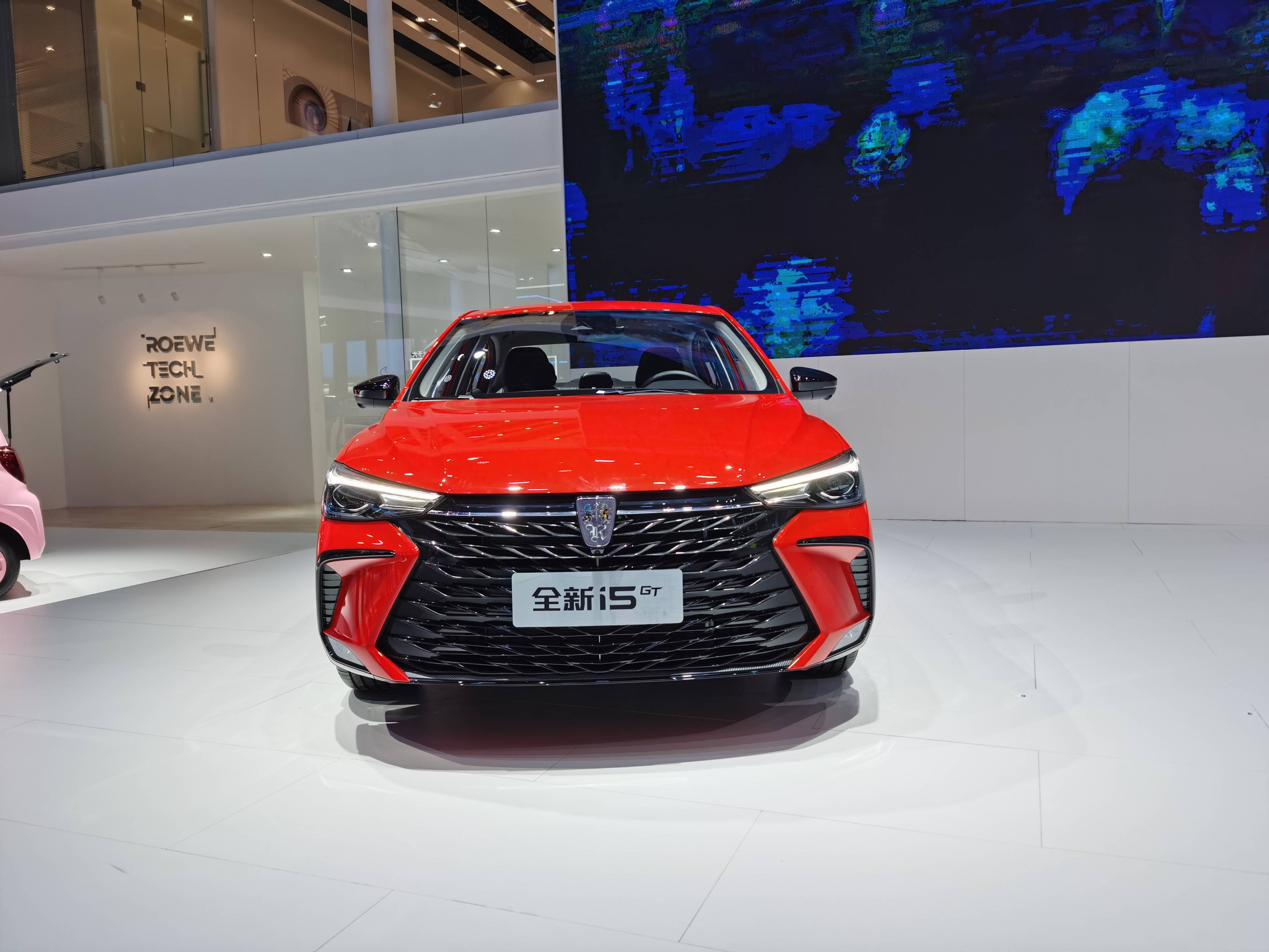 5t高功率发动机,荣威i5 gt售价 8.79万起