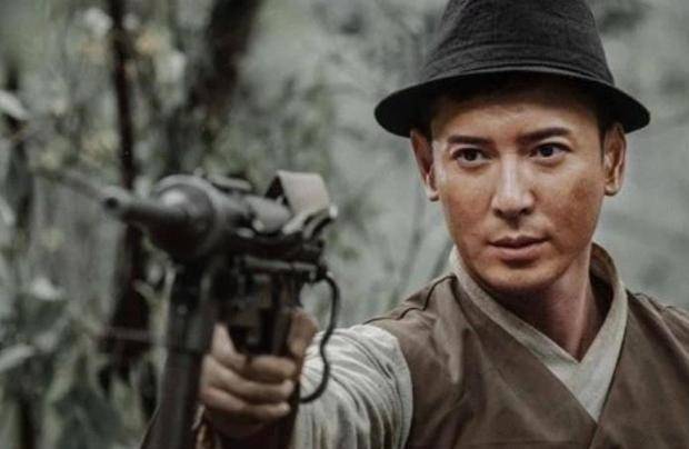 跨过鸭绿江:话唠郑锐和神射手陆乘风的原型是谁?一个比一个传奇