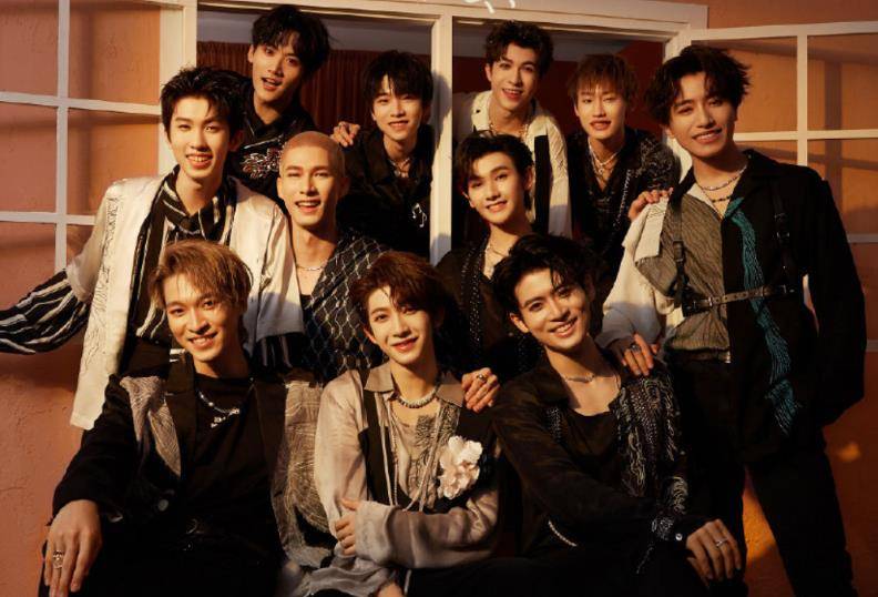 新综|龚俊才录制《中餐厅》，又被曝迎来新综，冲着INTO1说啥都看了