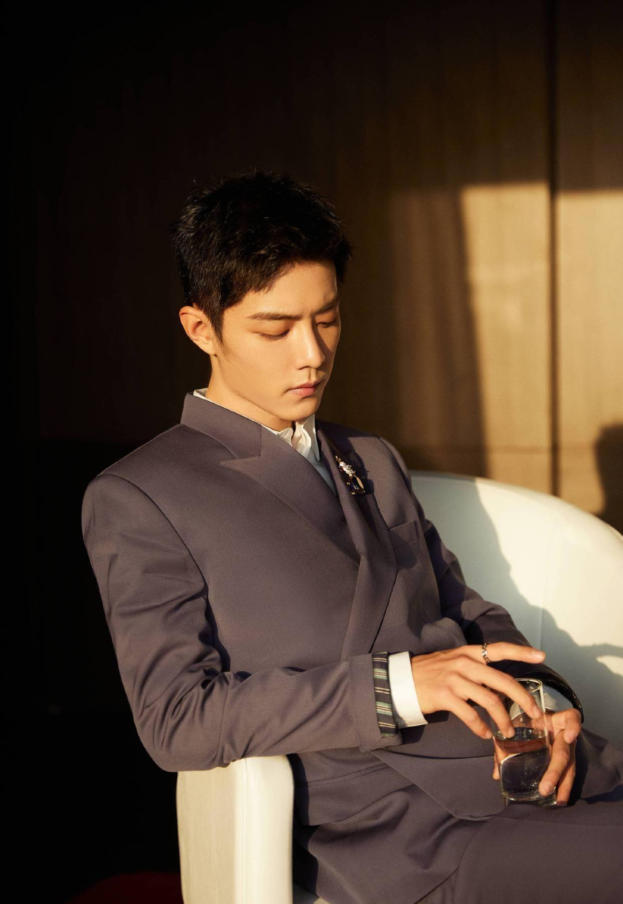 实物|肖战21秒魔术花絮：练习打响指，无实物表演堪称完美