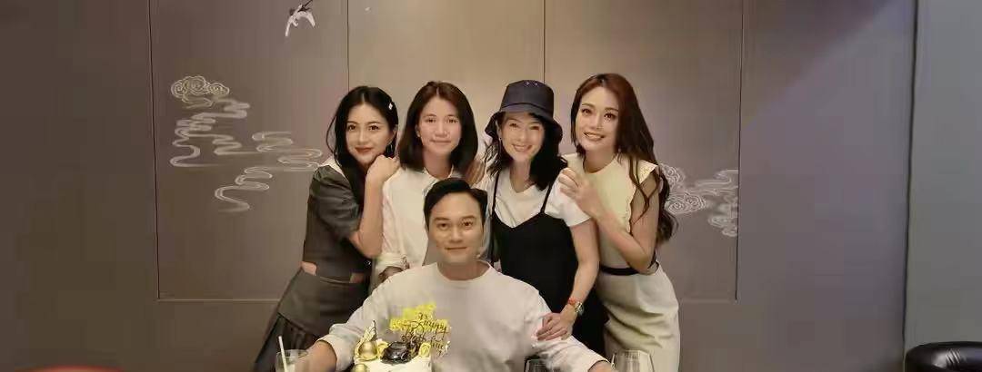 容祖儿|张智霖50岁生日广邀明星!章子怡容祖儿也来了,袁咏仪的脸好浮肿