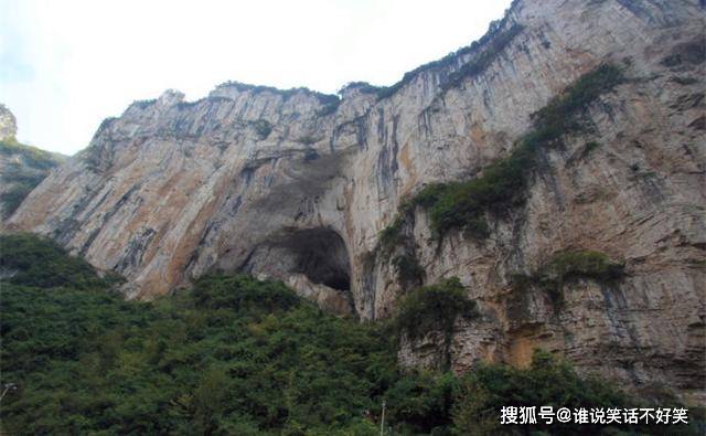 贵州有个900米山洞，连接着两座村庄，吴三桂曾派人在此炼火药