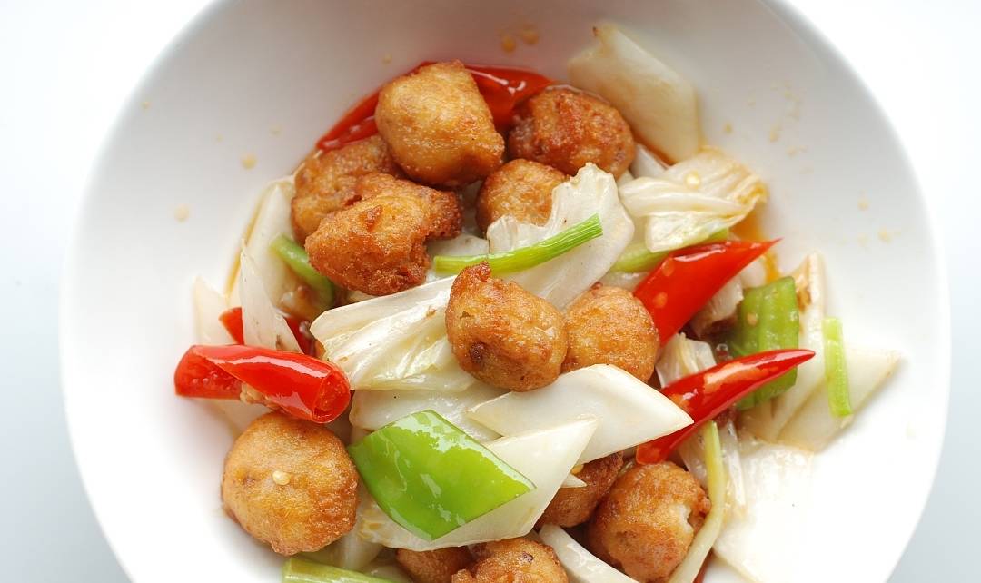 魔芋是什么样子的有什么功效 09976c5a2c58406d90a5e336a2812eca.jpeg