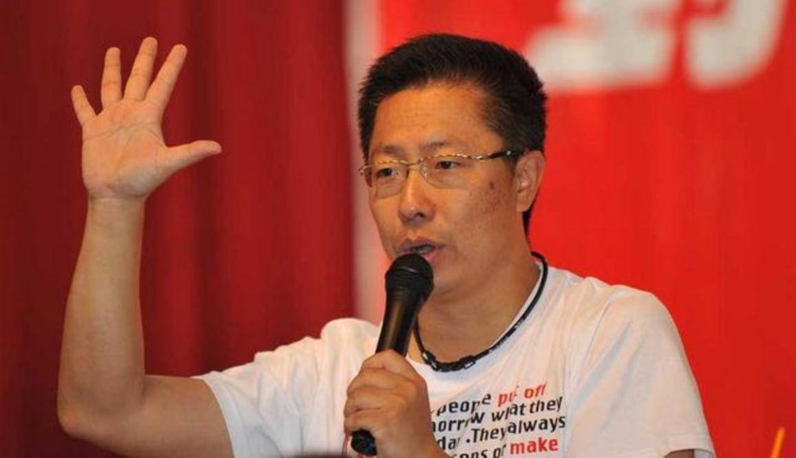 疯狂英语创始人李阳，家暴女儿被前妻指责，前妻也因家暴跟他离婚