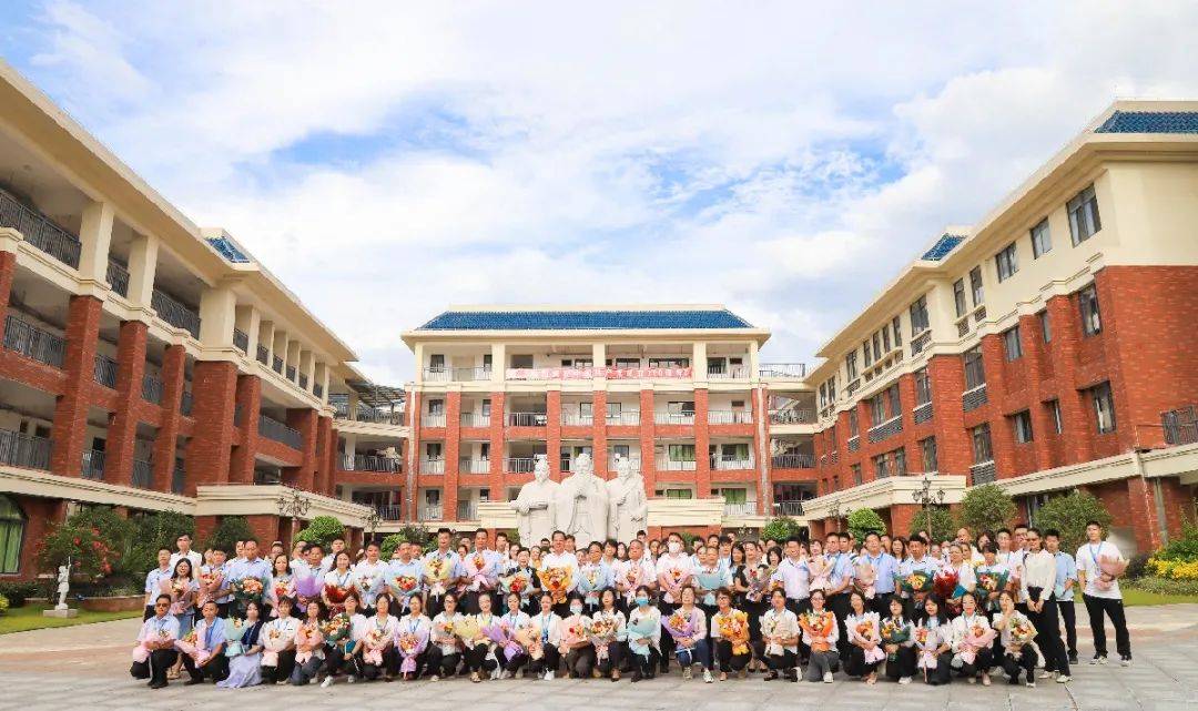 肇庆华附万事俱备就等你来