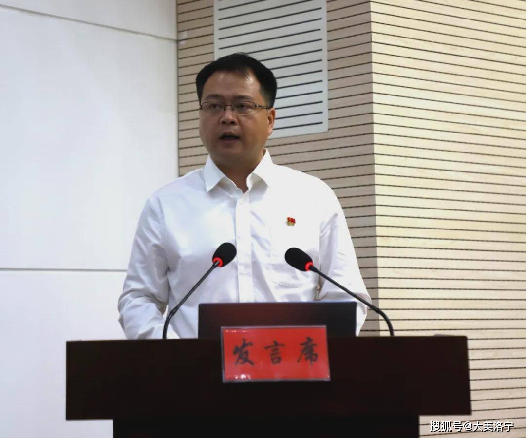 县委副书记李同正就贯彻落实会议精神强调:一要坚定创业信心,助力家乡