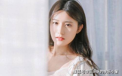 什么|微信聊天时，男人主动问你这4个问题，说明他又想你了！