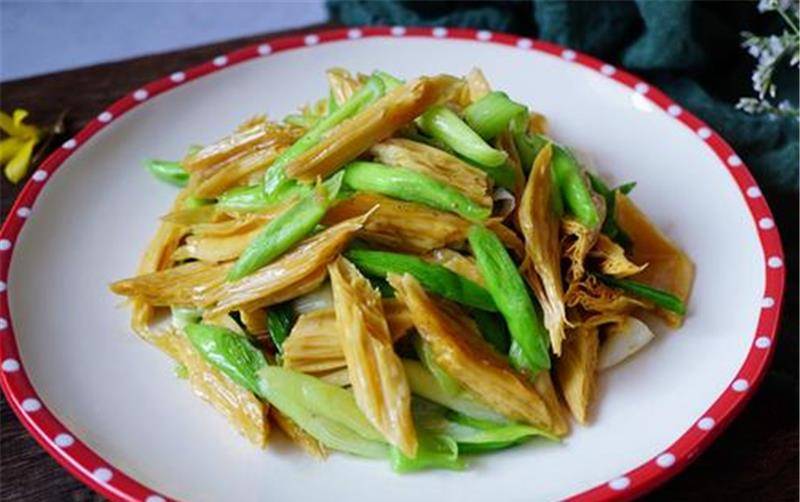 炒什么菜适合加点醋 0ca67867cb2e469488f8c09596832acf.jpeg