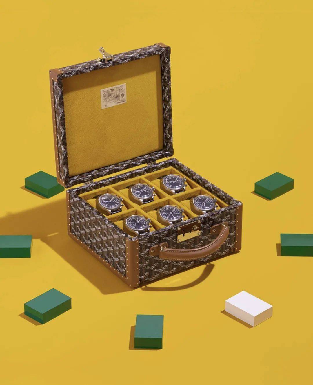 防尘|RR · TRENDS | 给腕表找个“家”